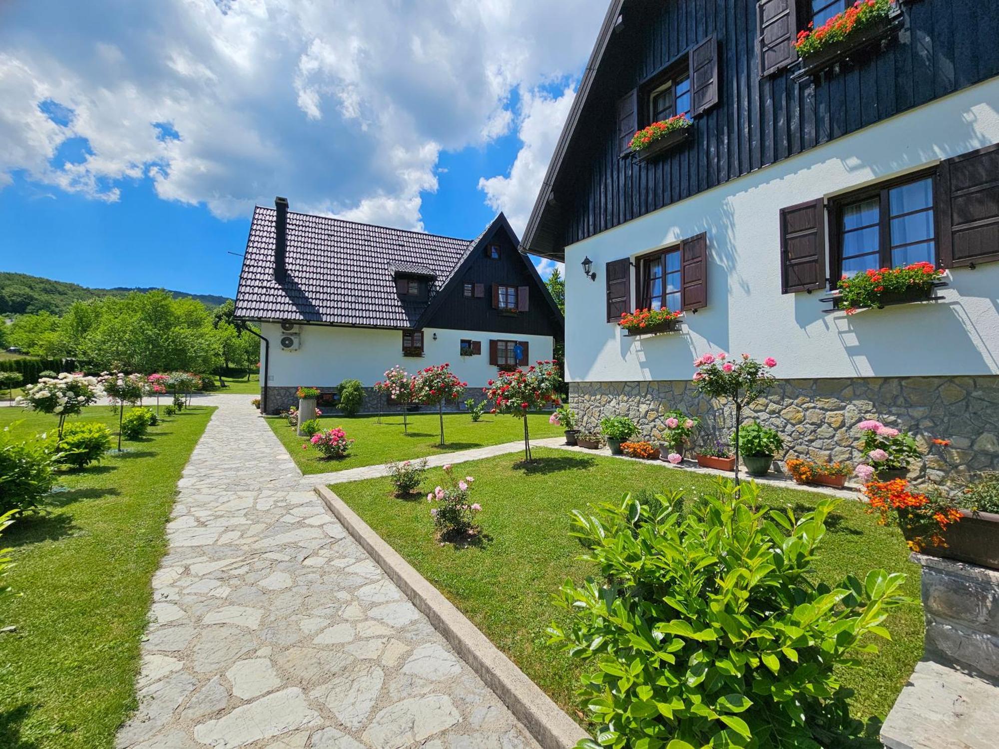 Отель Pansion Breza Плитвицкие озёра Экстерьер фото
