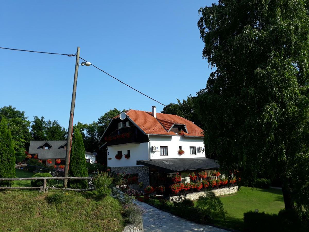 Отель Pansion Breza Плитвицкие озёра Экстерьер фото